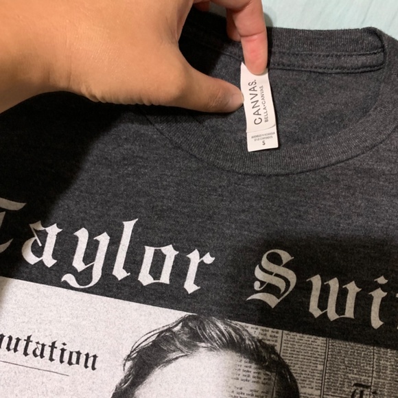 Taylor Swift reputation tour official concert shirt - Picture 4 of 4
